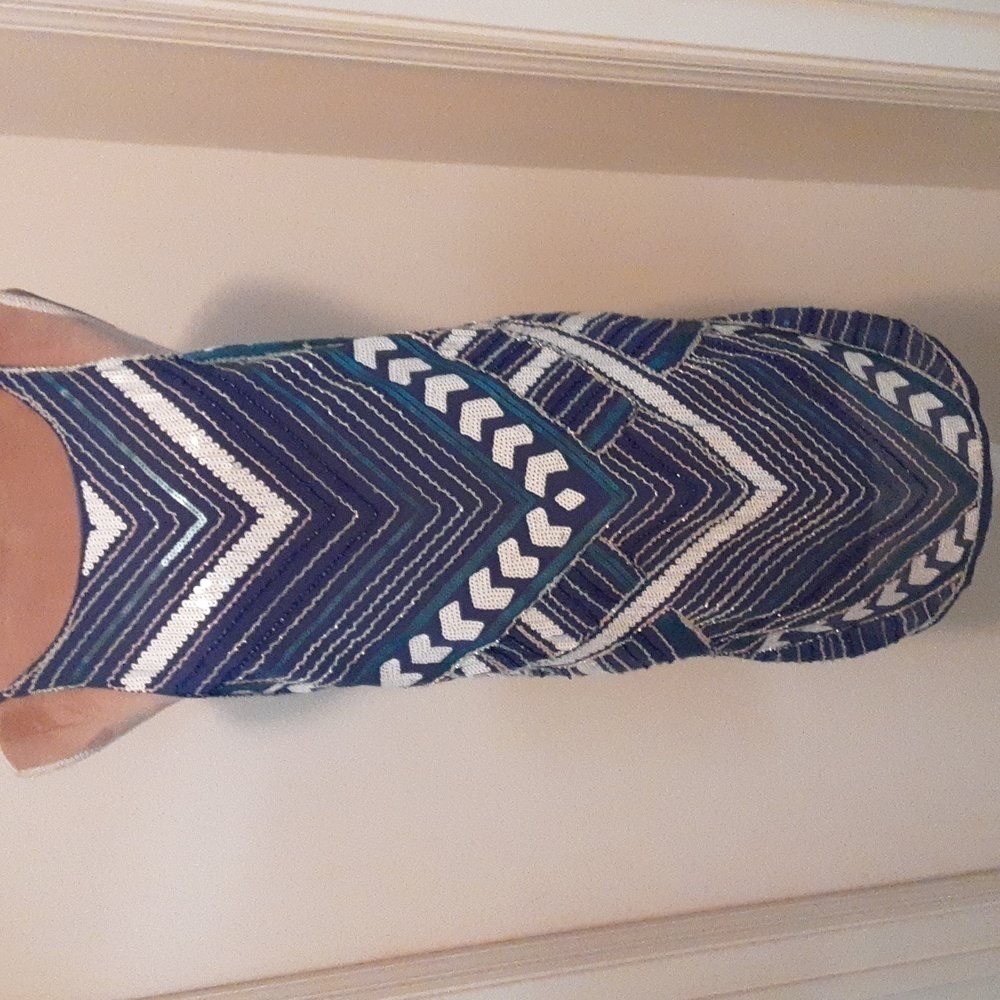 Verty Sequined and Beaded Sleeveless Dress. Size M, NWOT